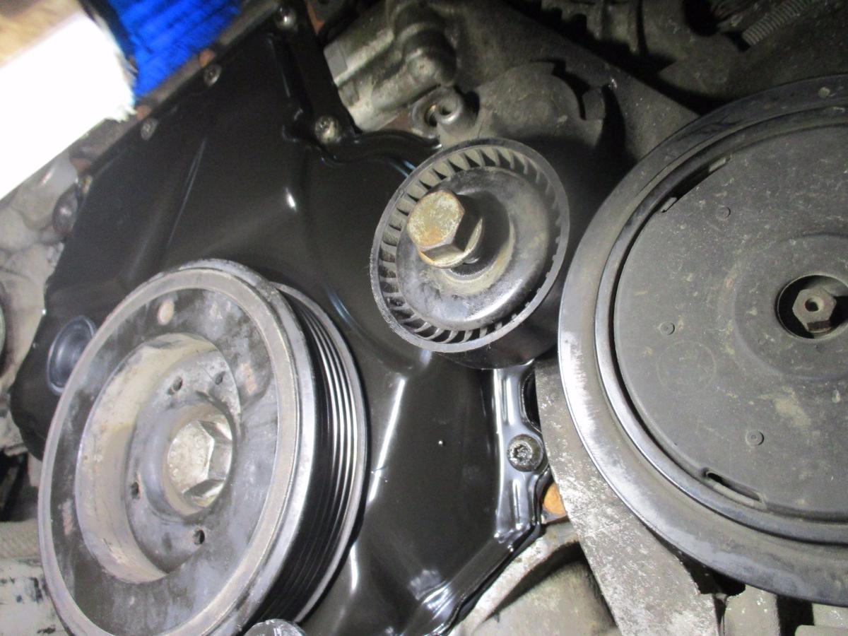 Натяжитель ремня