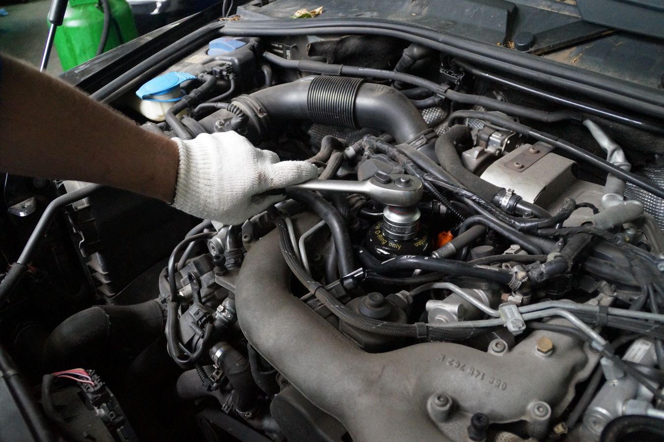 Корпус масляного фильтра Фольксваген