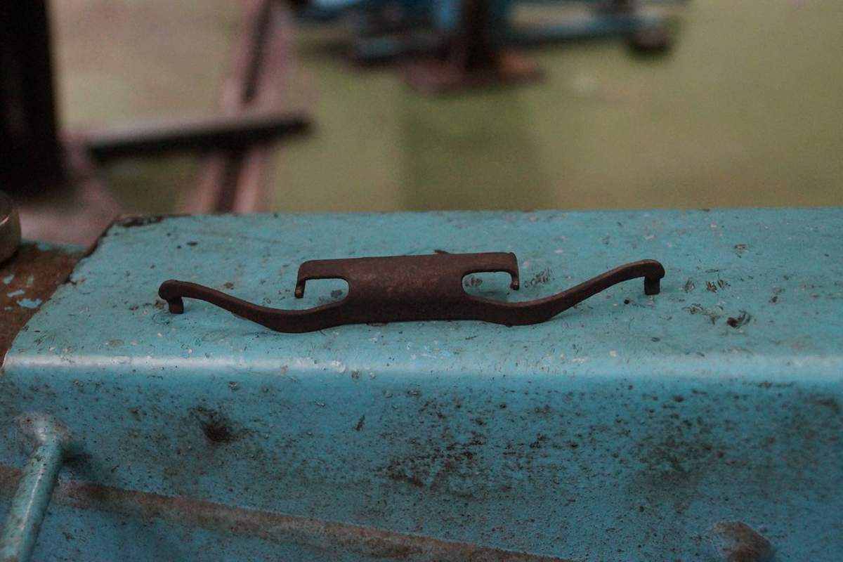 Общий вид передней оси без колёс